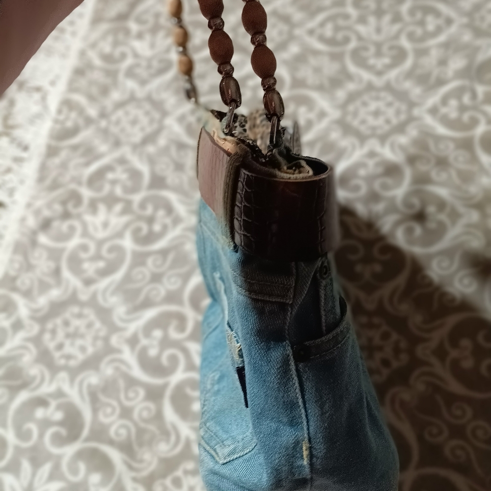 Western belted denim handbag - Picture 3 of 10